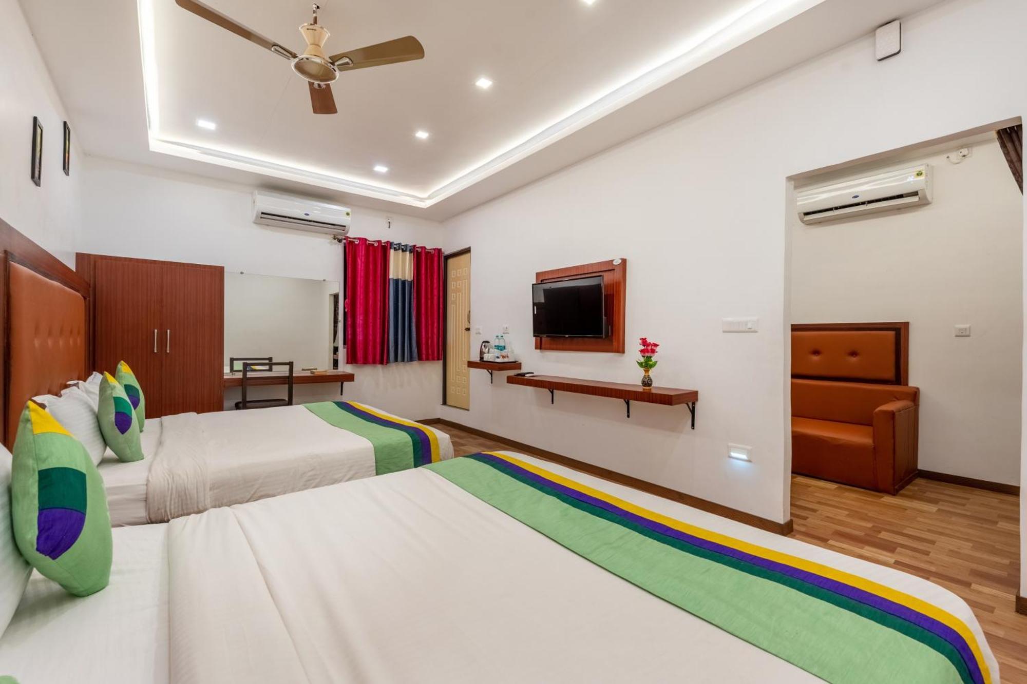 Treebo South Avenue, 700 Mts From Promenade Beach Pondicherry Dış mekan fotoğraf